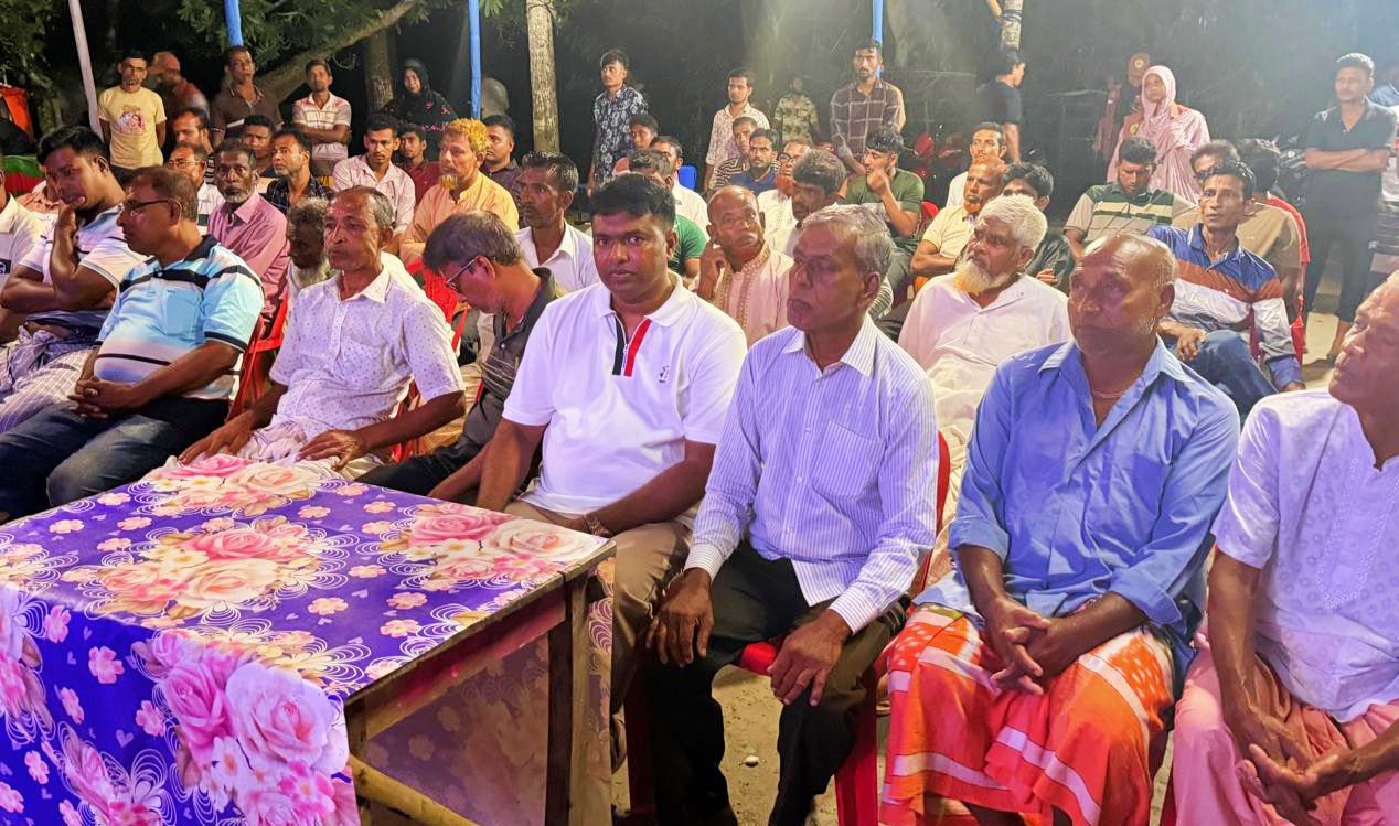 বল্লী ইউনিয়নে সাত পূজামণ্ডপ পরিদর্শন করলেন চেয়ারম্যান প্রার্থী দিদারুল আলম