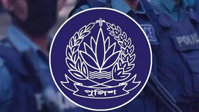 পুলিশের উচ্চপদস্থ ৮ কর্মকর্তা স্থায়ীভাবে বরখাস্ত