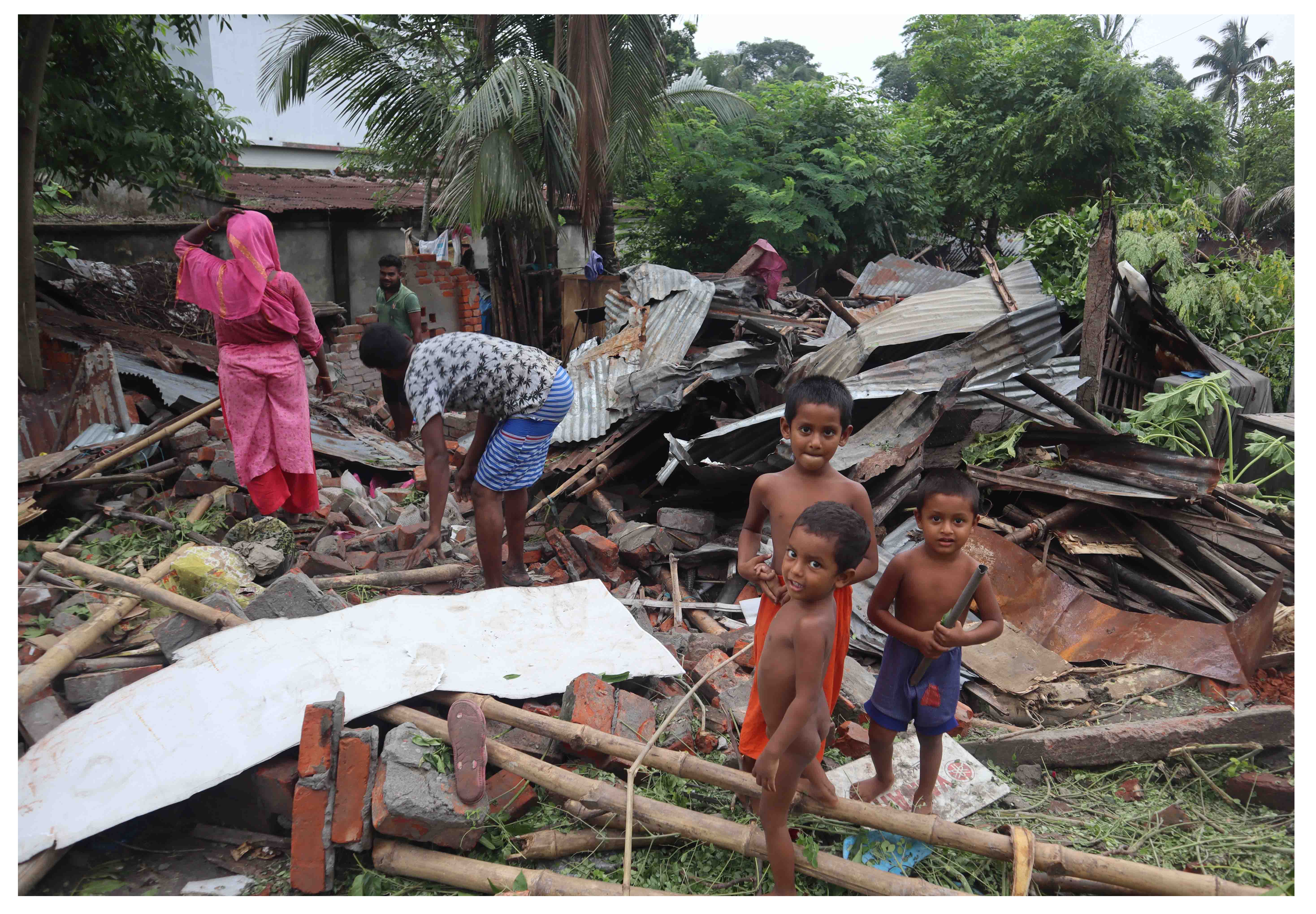 আজ বিশ্ব খাদ্য দিবস