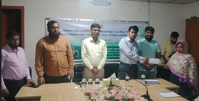 সাতক্ষীরায় ১০ দিনব্যাপী সফটস্কিলস প্রশিক্ষণের সমাপনী
