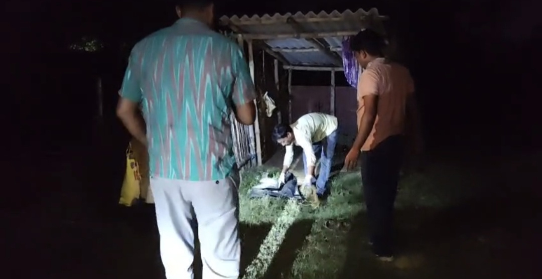 ভারতে মহাঅষ্টমীতে তন্ত্রসাধনার নামে স্ত্রী-বাবাকে গলা কেটে হত্যা