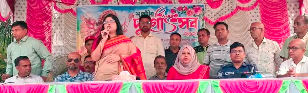 কালীগঞ্জের বিভিন্ন পূজামণ্ডপ পরিদর্শনে জেলা প্রশাসক  কাউসার আজিজ