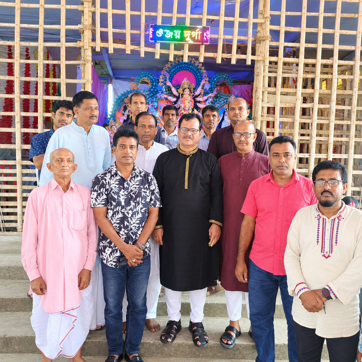 পূজার শেষ দিনে কলারোয়ায় ১৫ পূজামণ্ডপ পরিদর্শন করলেন প্রশাসক হাবিব