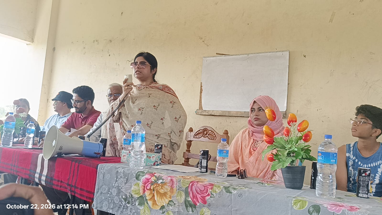 গাবুরার মেগা প্রকল্প পরিদর্শনকালে জেলা প্রশাসক